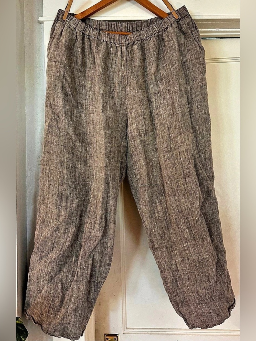Flax Large Wide Leg Linen Pants In A Grey Shade With Cream Throughout